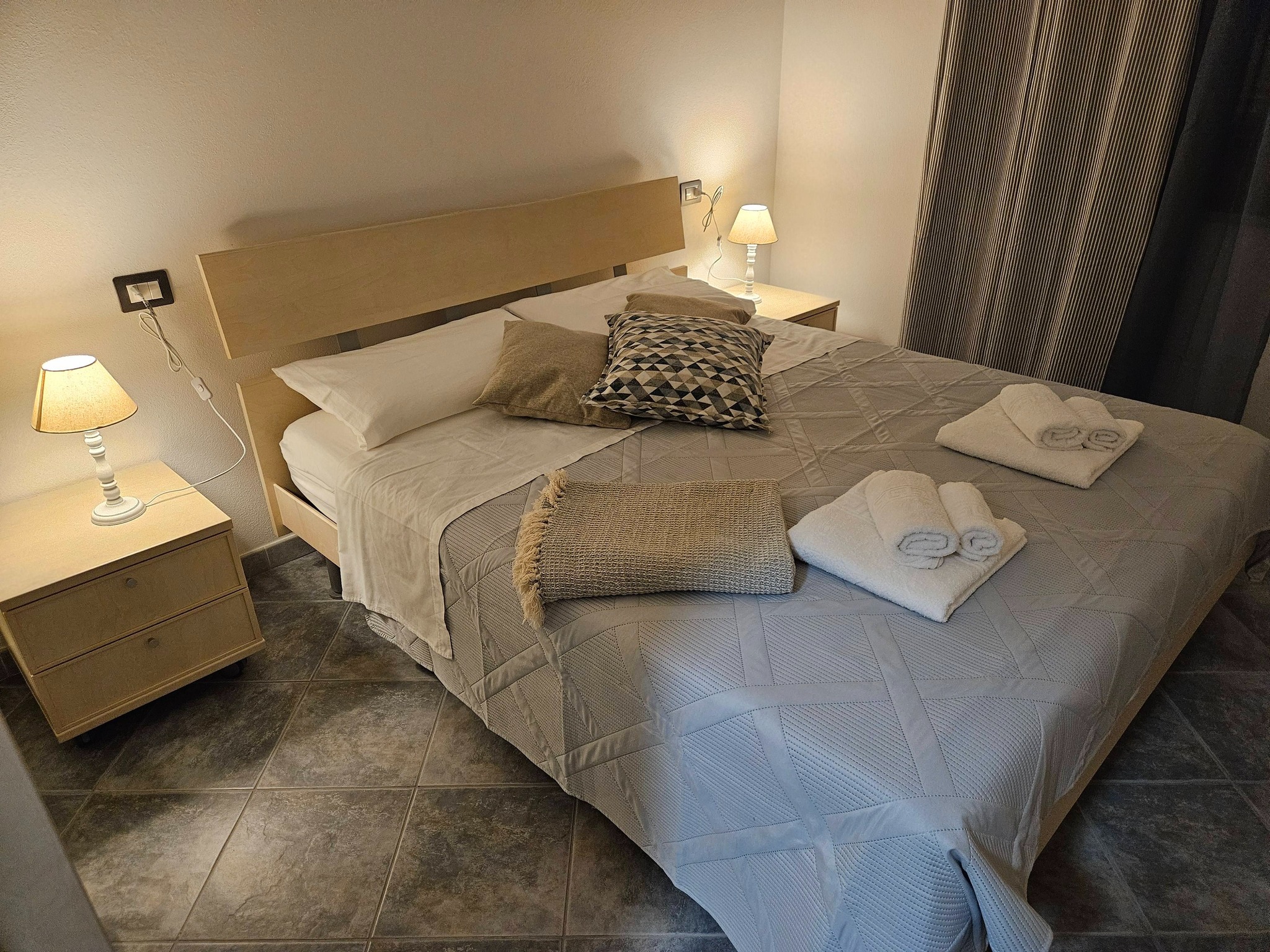 Tavolo apparecchiato